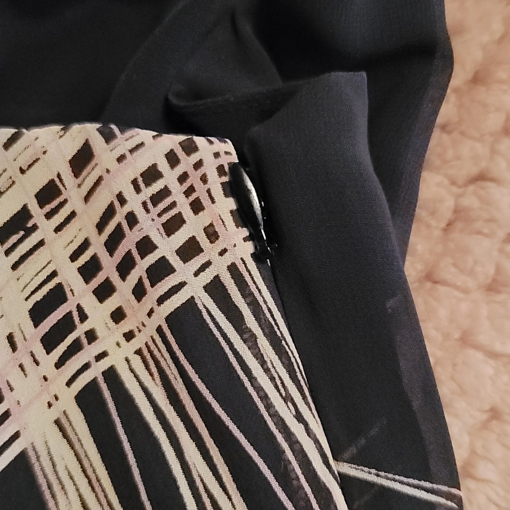 Women dress A-line size 26.  Black base